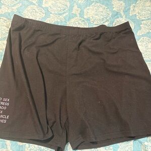 Black Graphic Shorts-5XL see saying on right leg